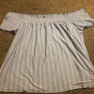 Off the shoulder American Eagle shirt